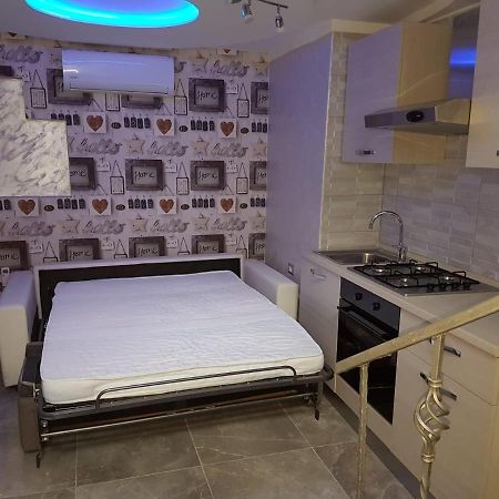Rebby'S Home 那不勒斯 外观 照片