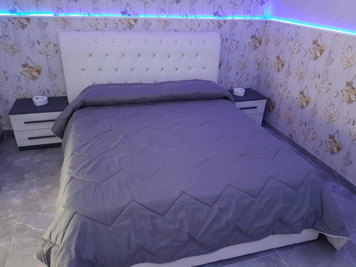 Rebby'S Home 那不勒斯 外观 照片